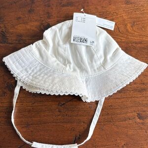 NWT H & M White Kids Sun Hat, 3-6 Months
